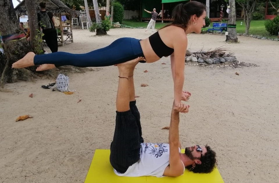 Acro Yoga, best poses and tips for beginners